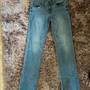 American Eagle Size 8 Straight Super-stretched
